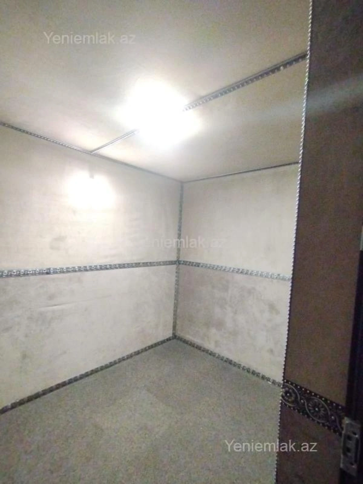 Satılır 10 otaqlı həyət evi 440 m²
