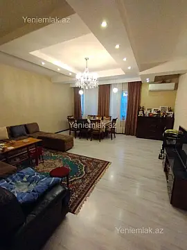 Satılır 10 otaqlı həyət evi 440 m²