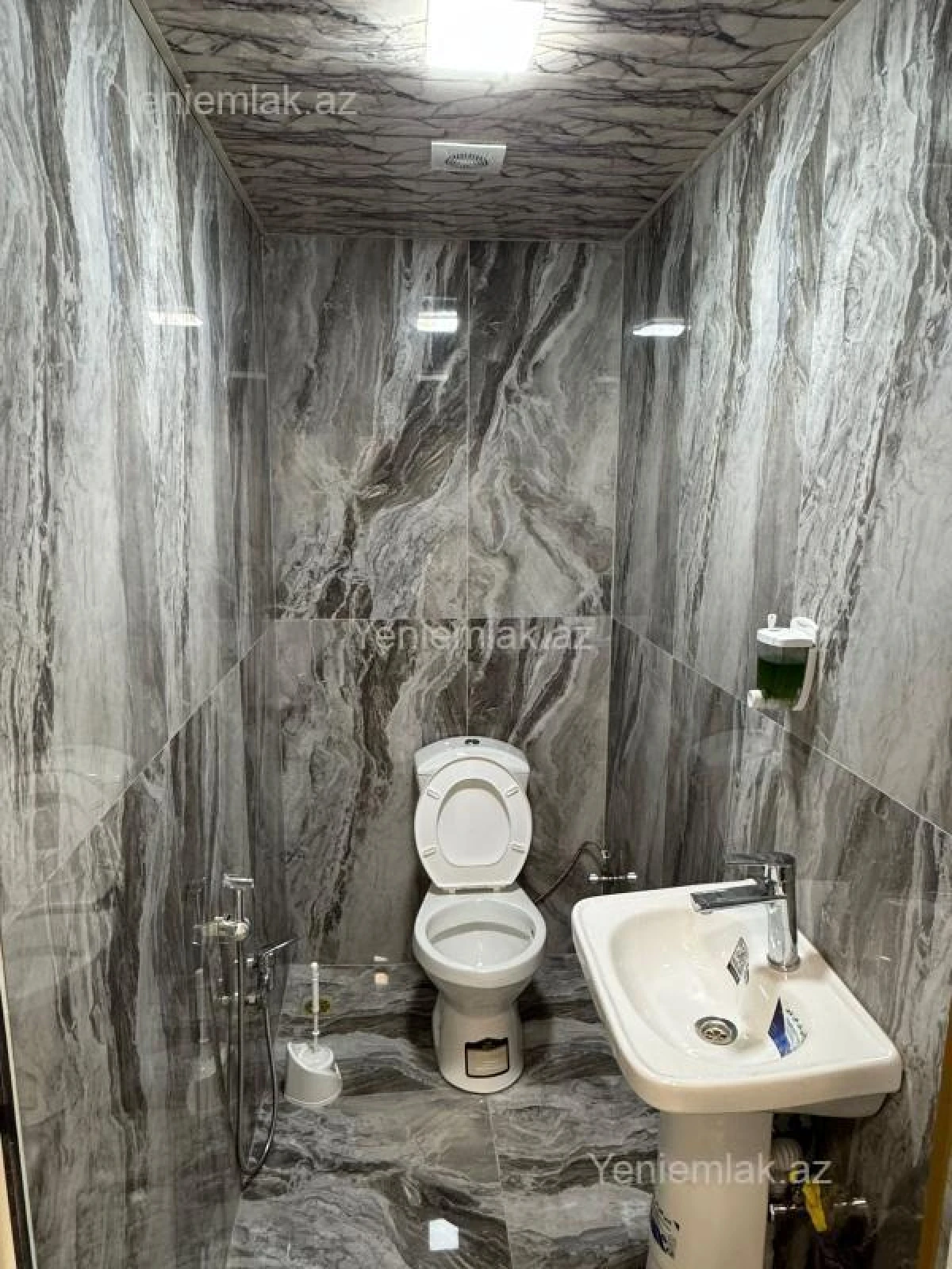 Satılır 10 otaqlı yeni tikili 84 m²