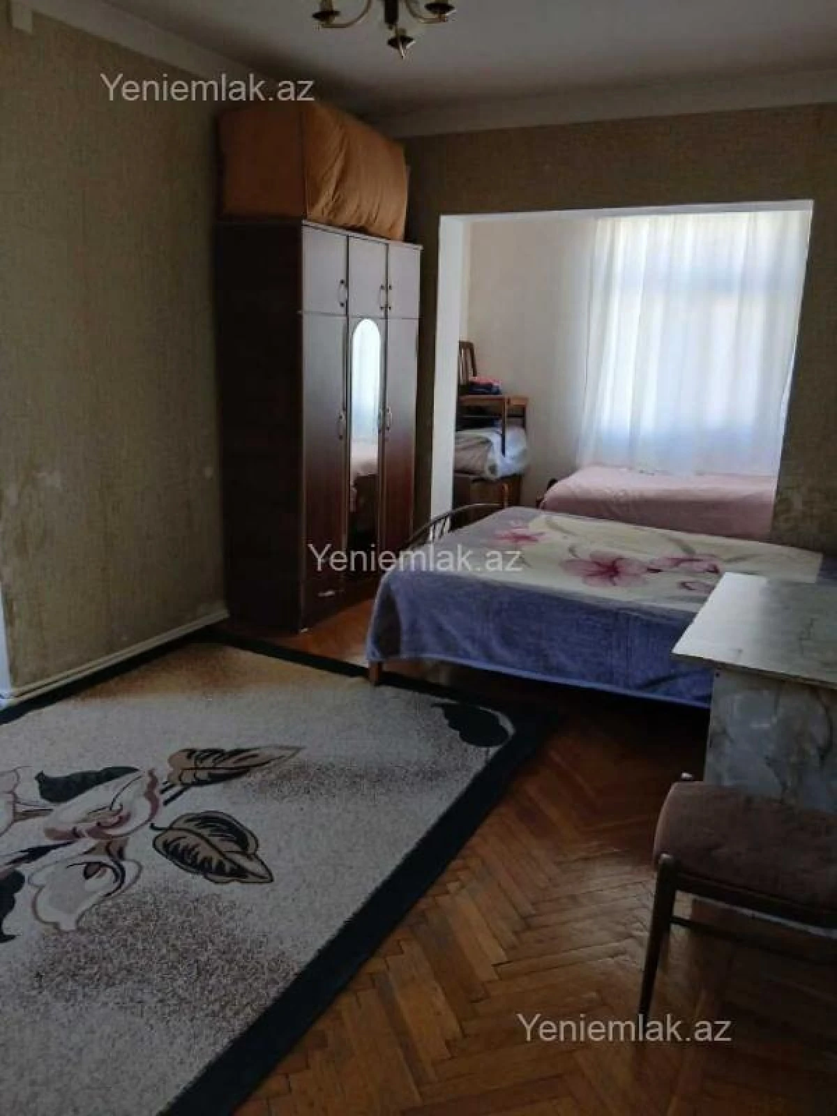 Satılır 1 otaqlı köhnə tikili 40 m²