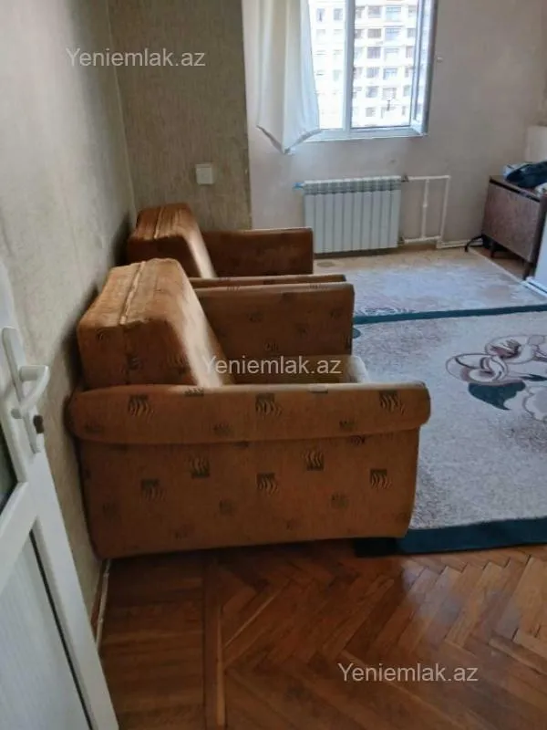 Satılır 1 otaqlı köhnə tikili 40 m²