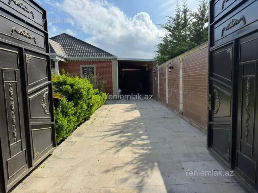 Satılır 3 otaqlı həyət evi 100 m²