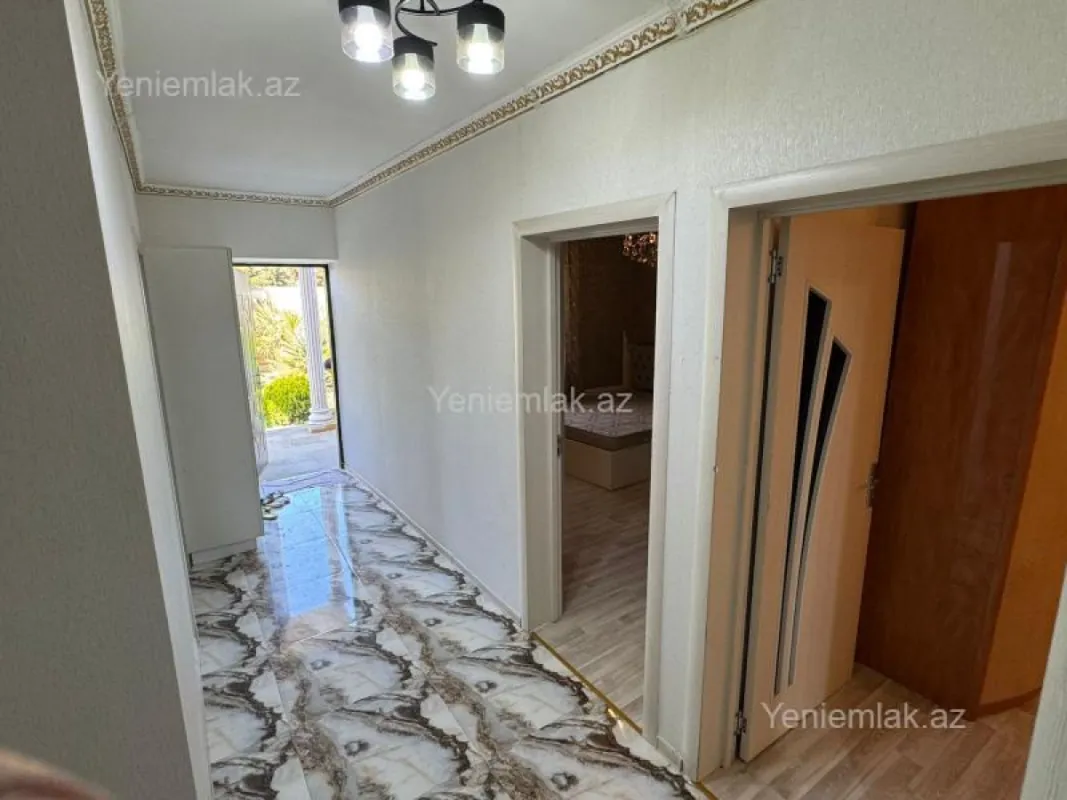 Satılır 3 otaqlı həyət evi 100 m²