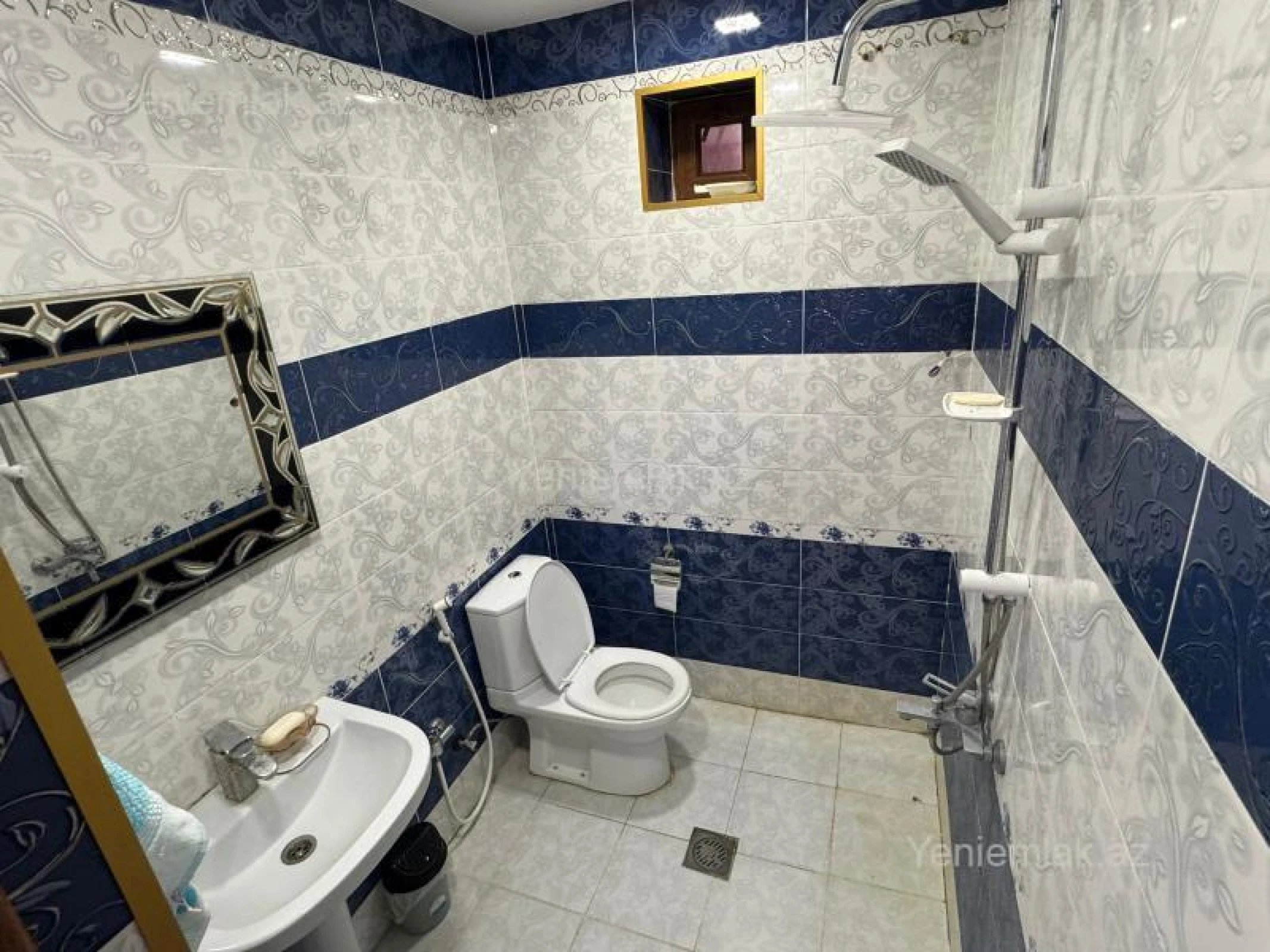 Satılır 3 otaqlı həyət evi 100 m²