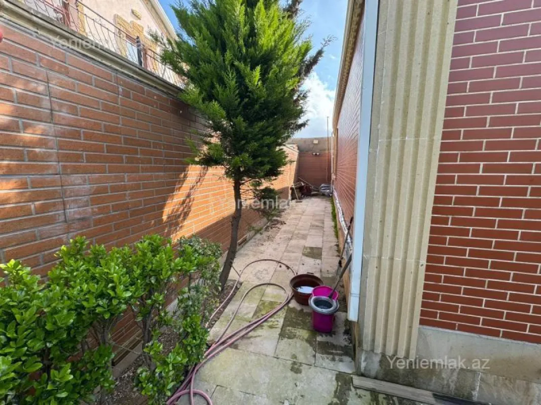 Satılır 3 otaqlı həyət evi 100 m²