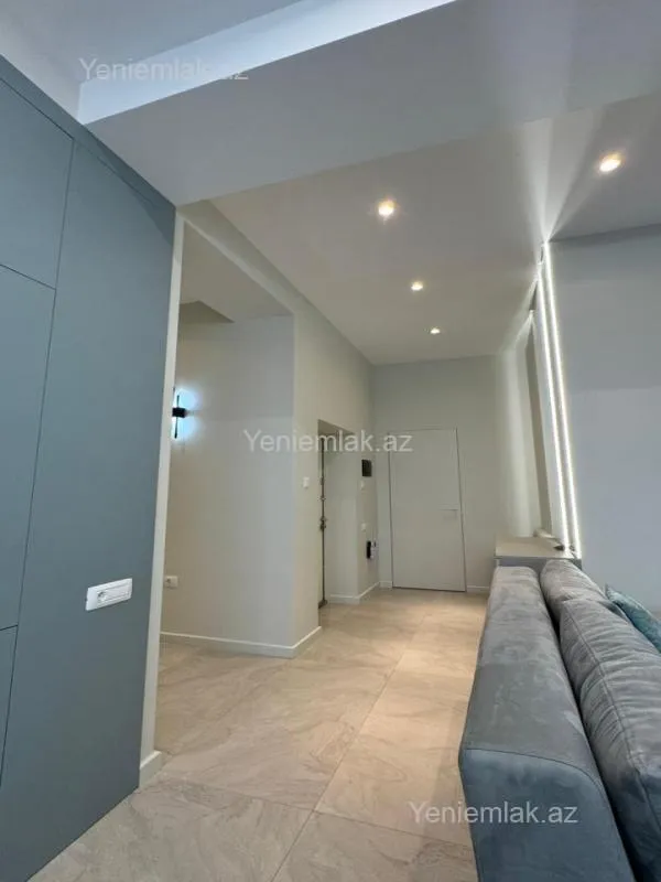 Satılır 2 otaqlı yeni tikili 72.1 m²