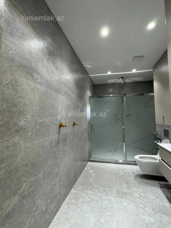 Satılır 2 otaqlı yeni tikili 72.1 m²