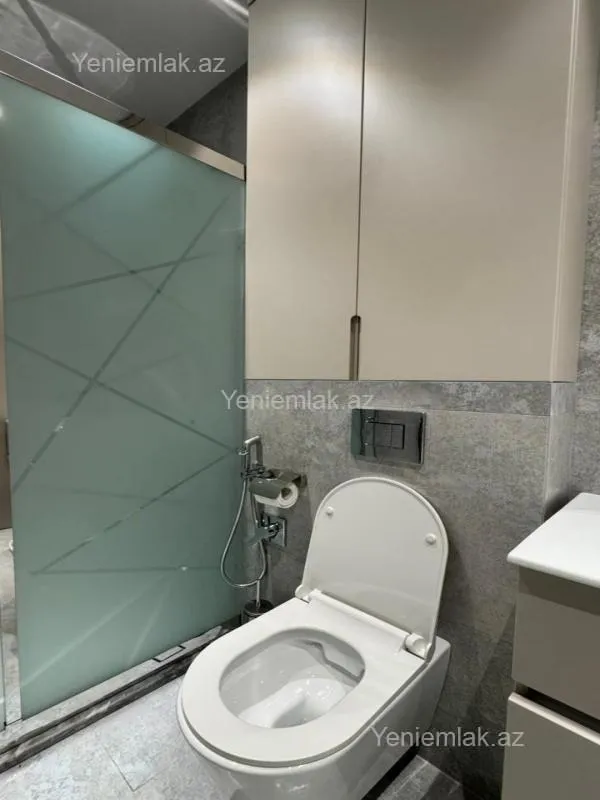 Satılır 2 otaqlı yeni tikili 72.1 m²