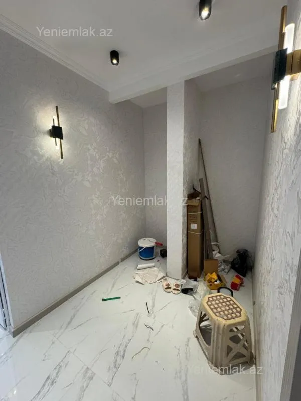 Satılır 2 otaqlı köhnə tikili 60 m²
