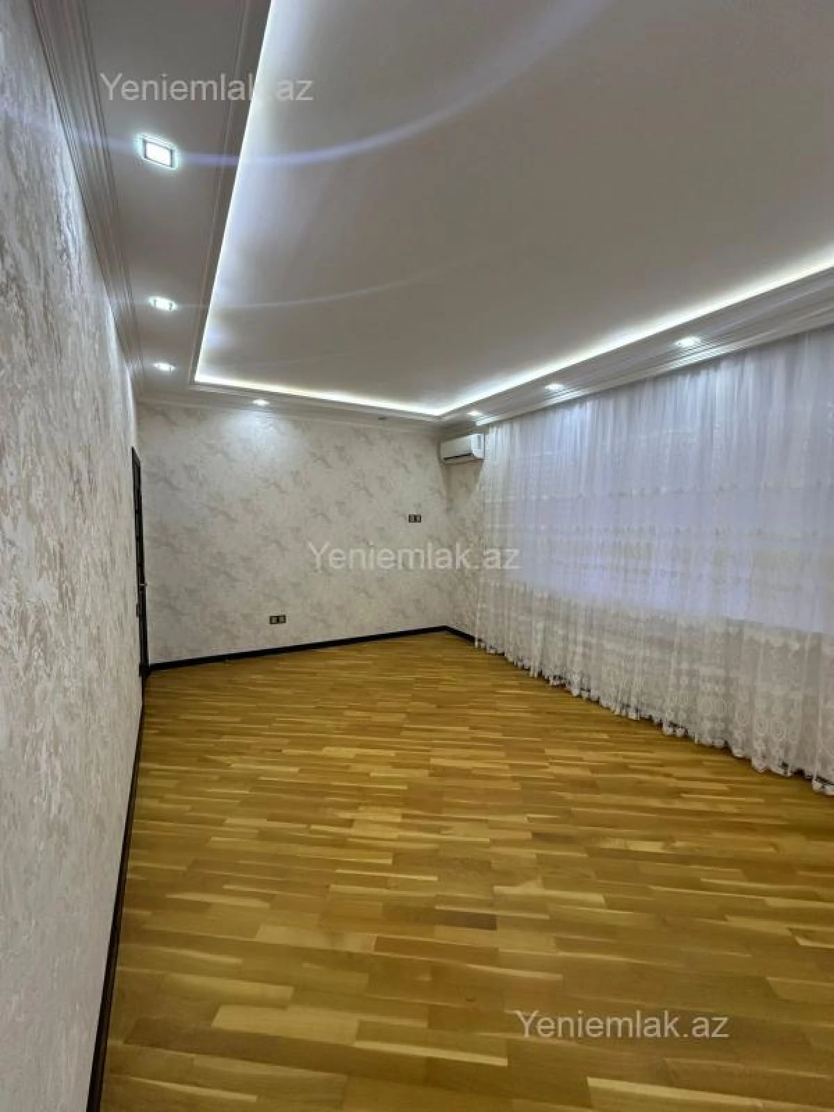 Satılır 3 otaqlı yeni tikili 122 m²