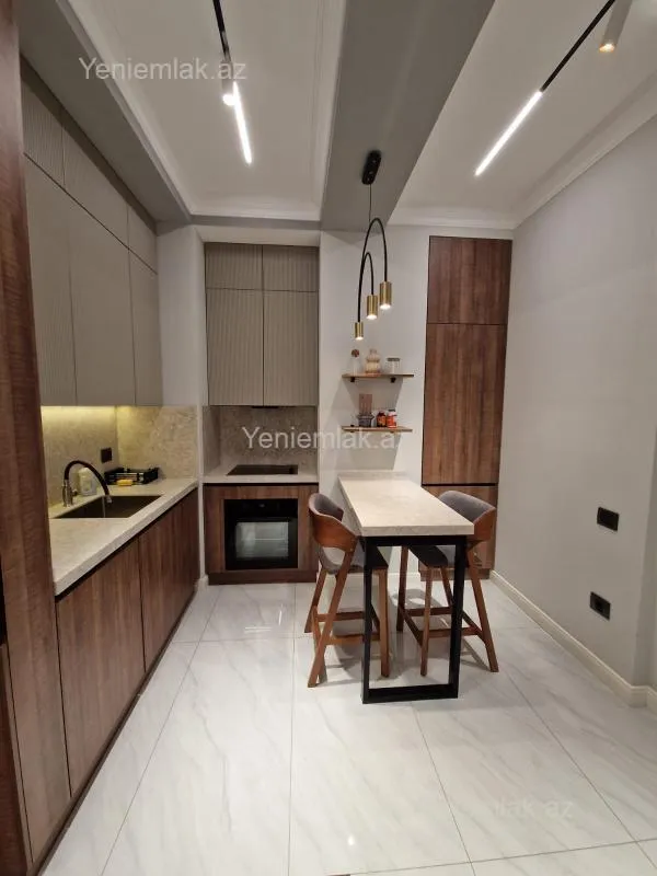 Satılır 2 otaqlı yeni tikili 65 m²