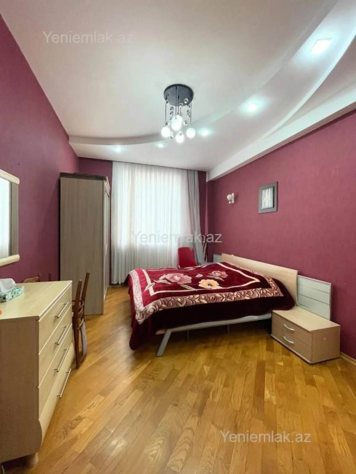 Satılır 4 otaqlı yeni tikili 170 m²