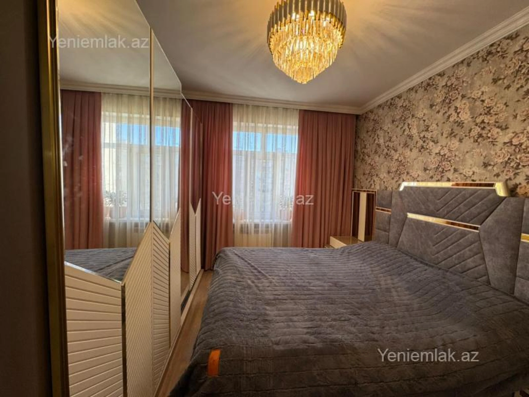 Satılır 3 otaqlı köhnə tikili 75 m²