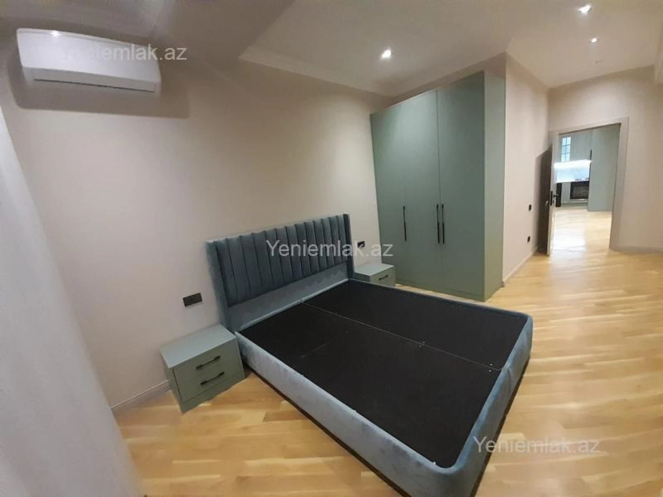 Satılır 3 otaqlı yeni tikili 128 m²