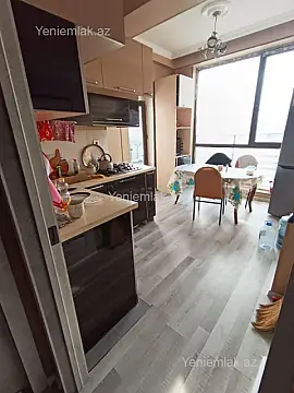Satılır 3 otaqlı yeni tikili 105 m²