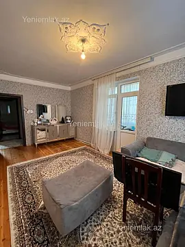 Satılır 2 otaqlı köhnə tikili 65 m²