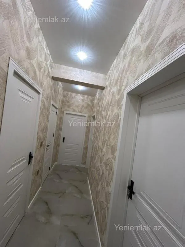 Satılır 2 otaqlı yeni tikili 70 m²