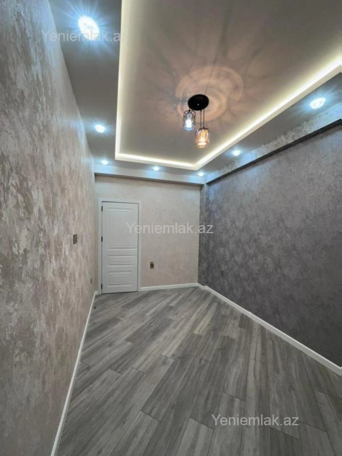 Satılır 2 otaqlı yeni tikili 70 m²