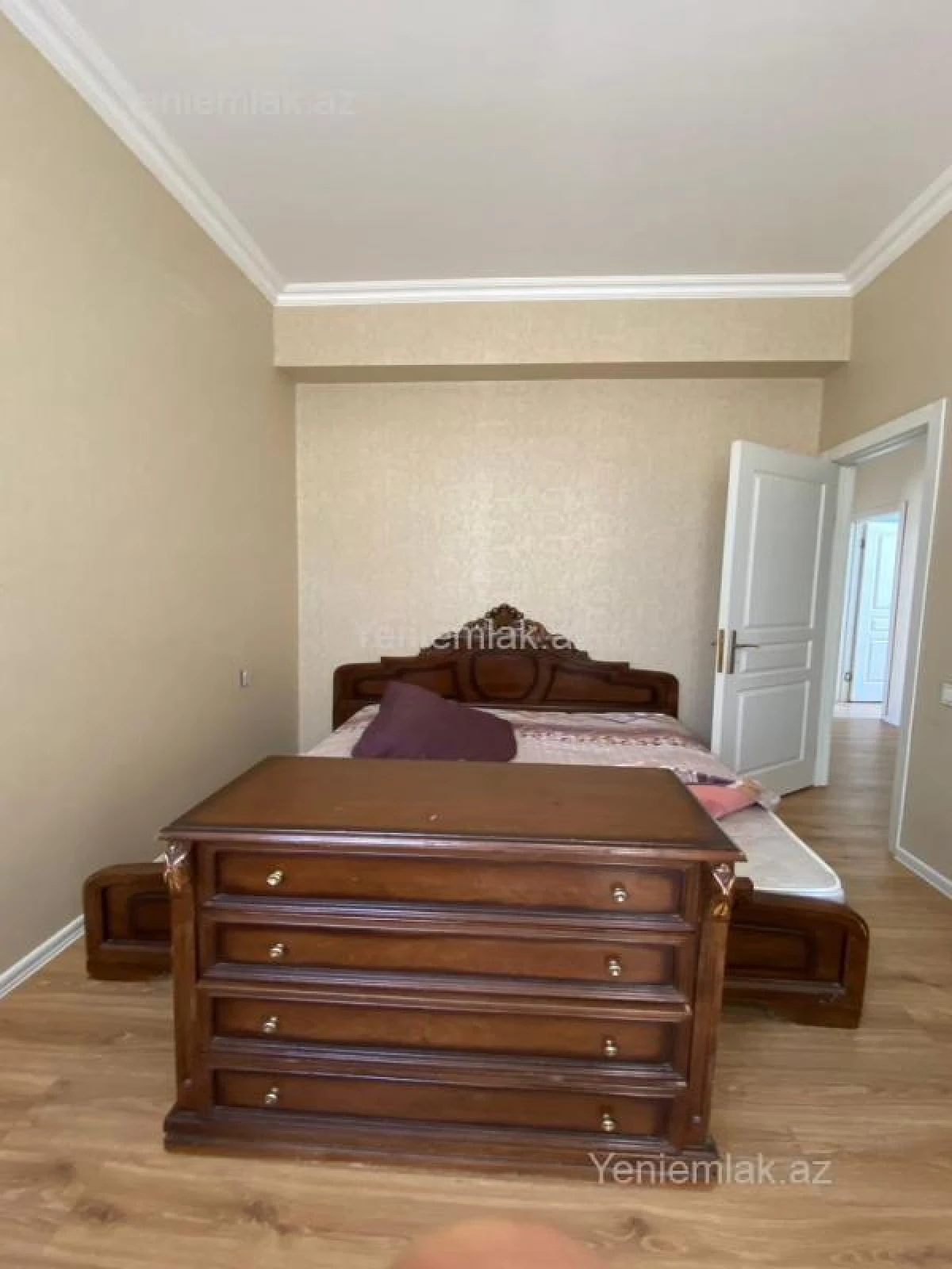 Satılır 3 otaqlı yeni tikili 75 m²