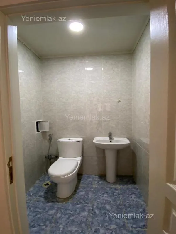 Satılır 3 otaqlı yeni tikili 75 m²