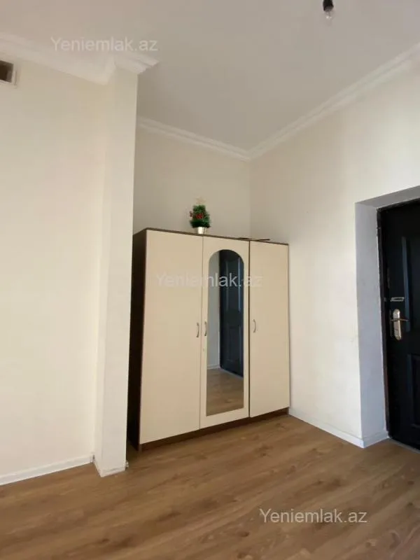 Satılır 3 otaqlı yeni tikili 75 m²