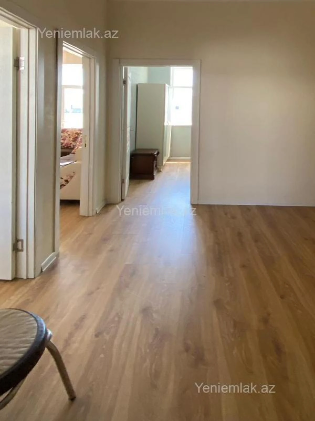 Satılır 3 otaqlı yeni tikili 75 m²
