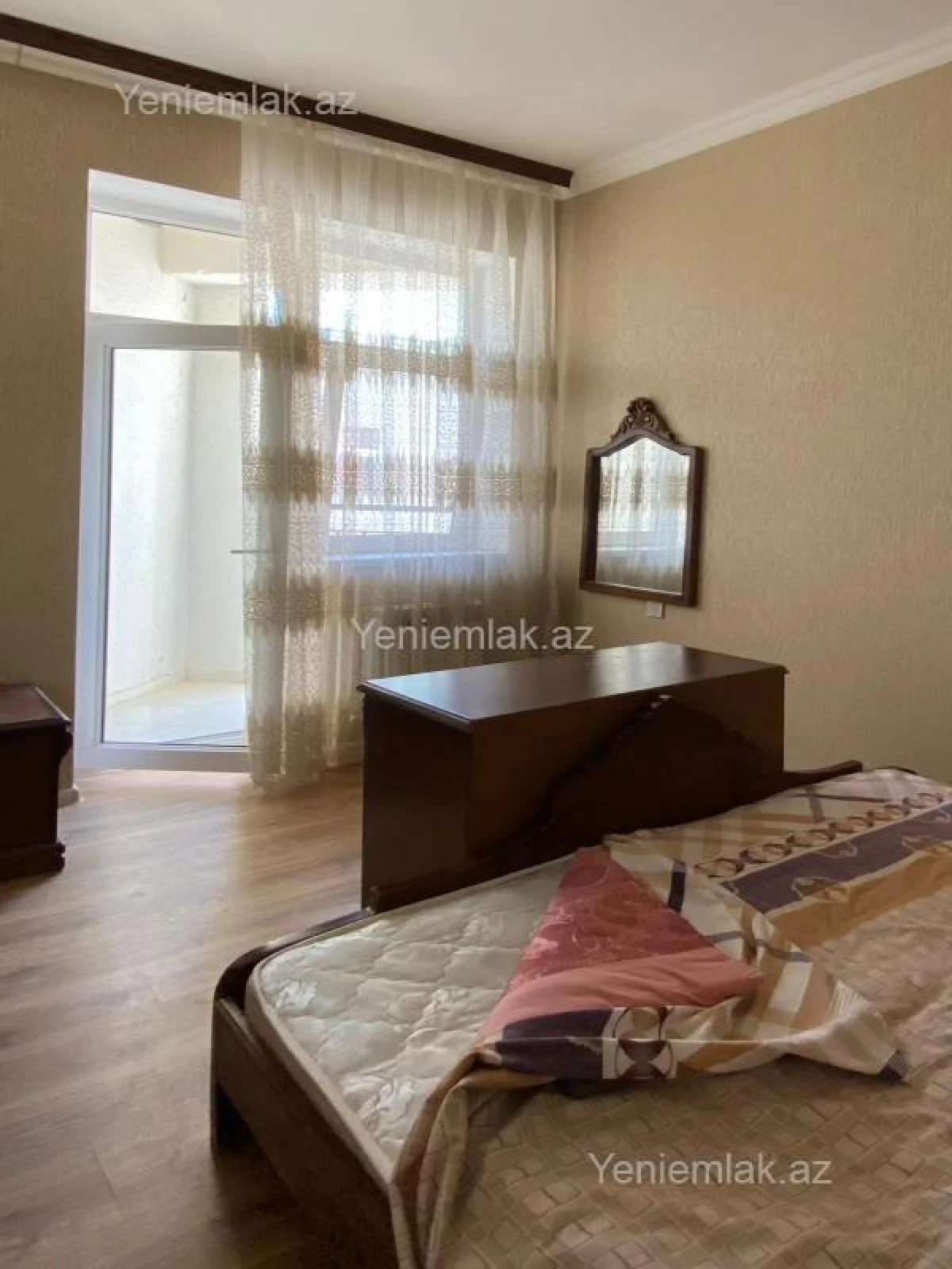 Satılır 3 otaqlı yeni tikili 75 m²