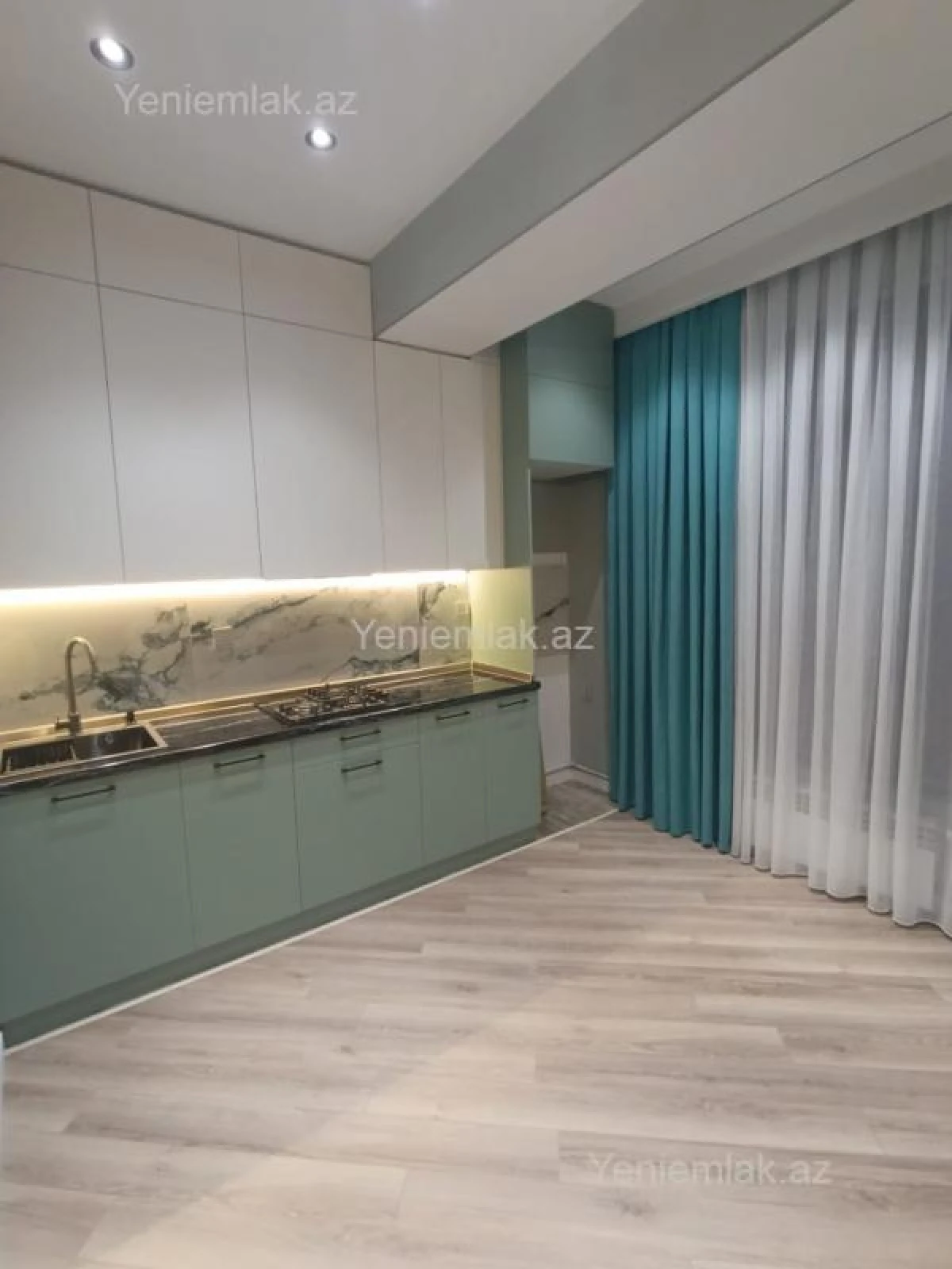 Satılır 2 otaqlı yeni tikili 65 m²