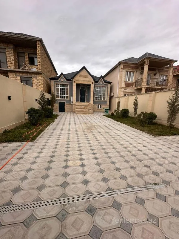 Satılır 4 otaqlı həyət evi 120 m²