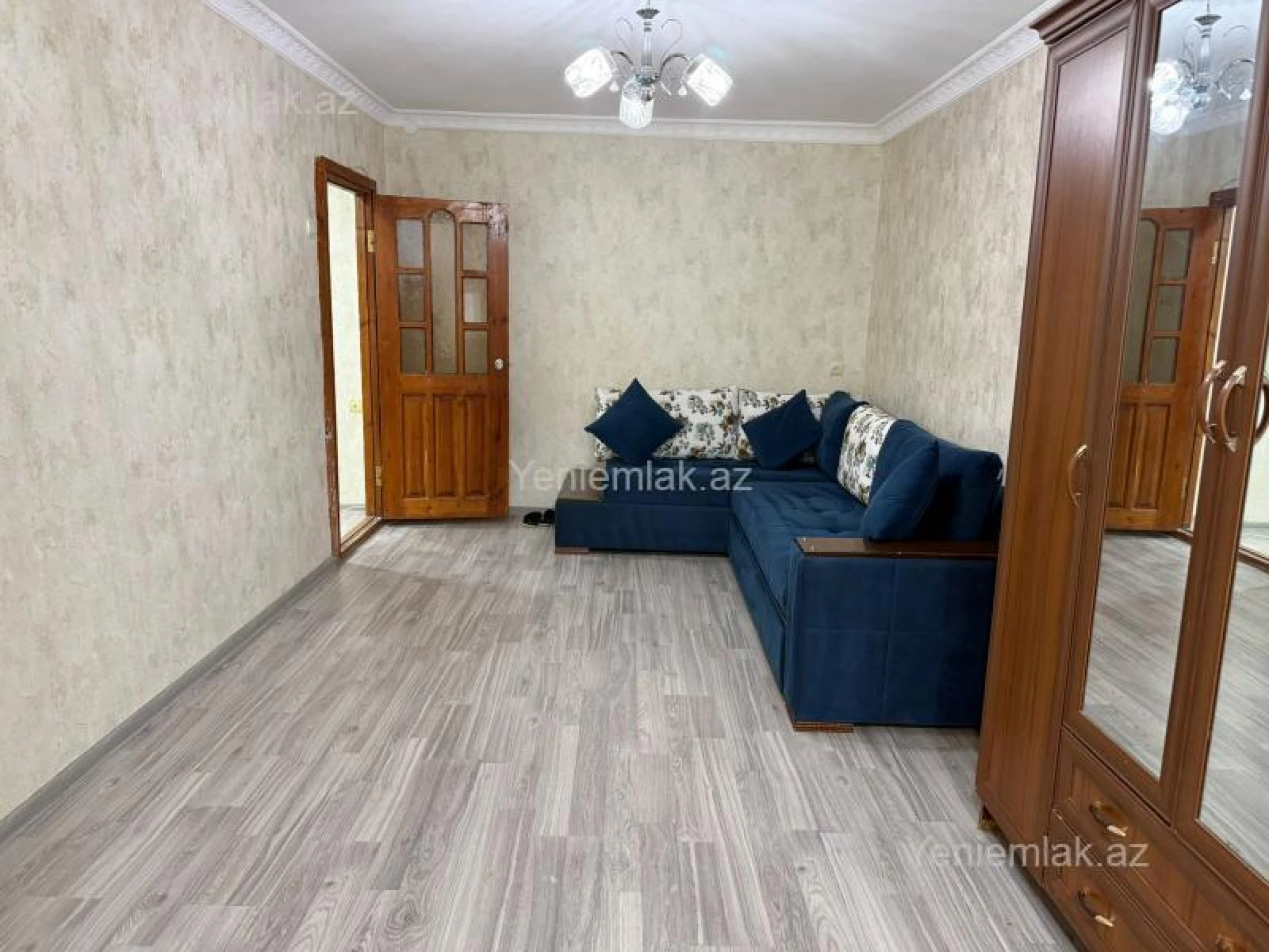 Satılır 1 otaqlı köhnə tikili 30 m²