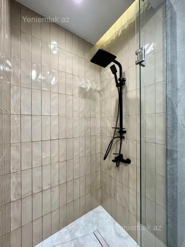 Satılır 3 otaqlı yeni tikili 149 m²