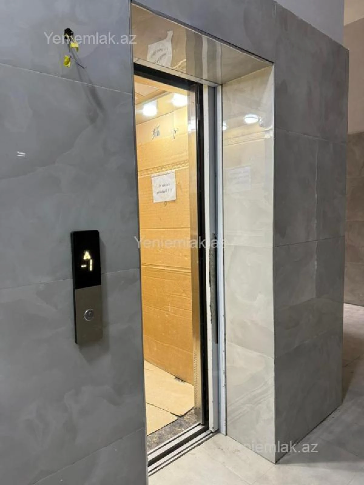 Satılır 2 otaqlı yeni tikili 125 m²