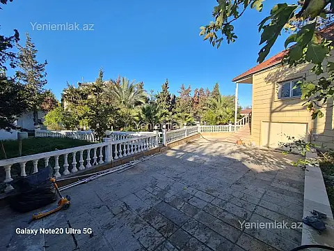 Satılır 7 otaqlı həyət evi 500 m²