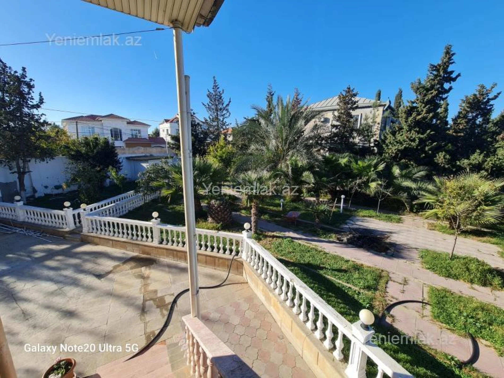 Satılır 7 otaqlı həyət evi 500 m²