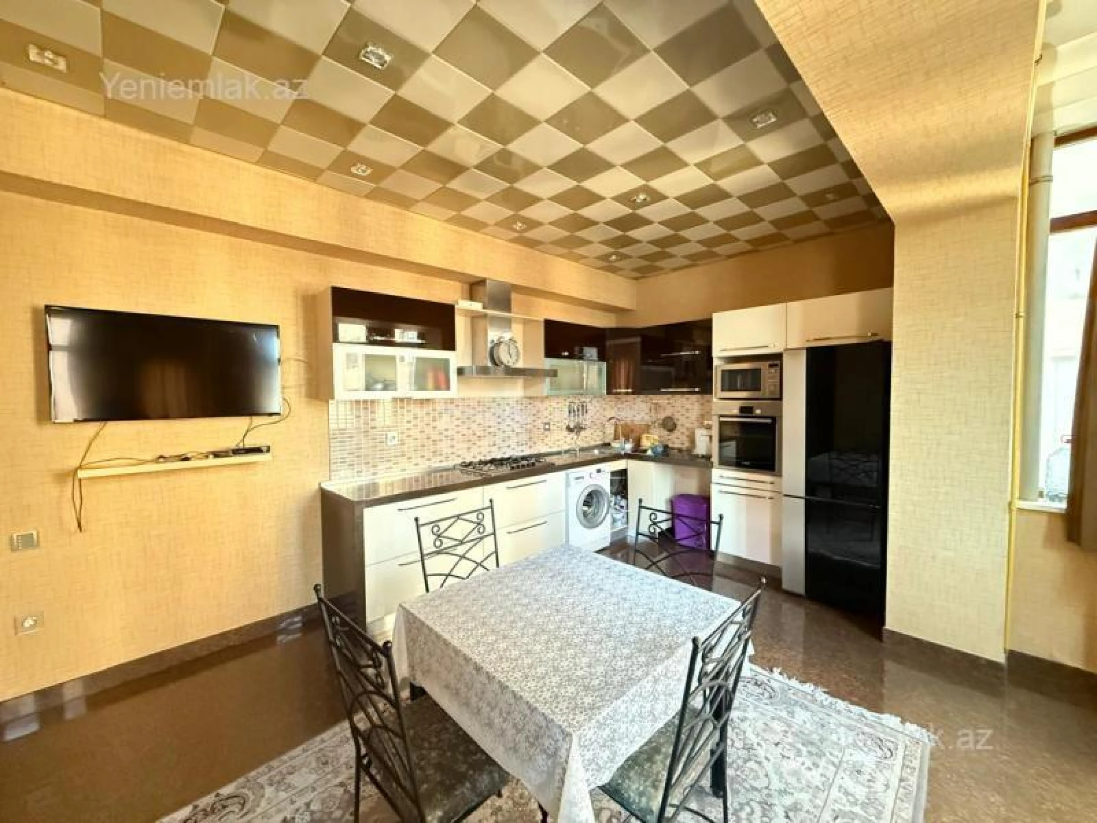 Satılır 3 otaqlı yeni tikili 110 m²