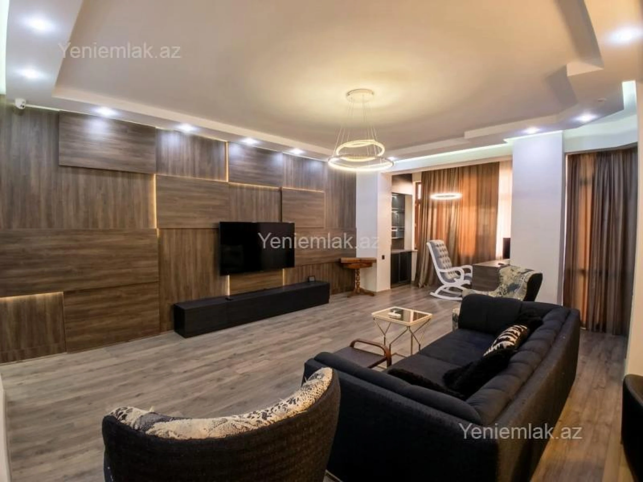 Satılır 4 otaqlı yeni tikili 240 m²