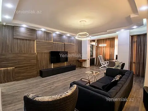 Satılır 4 otaqlı yeni tikili 240 m²