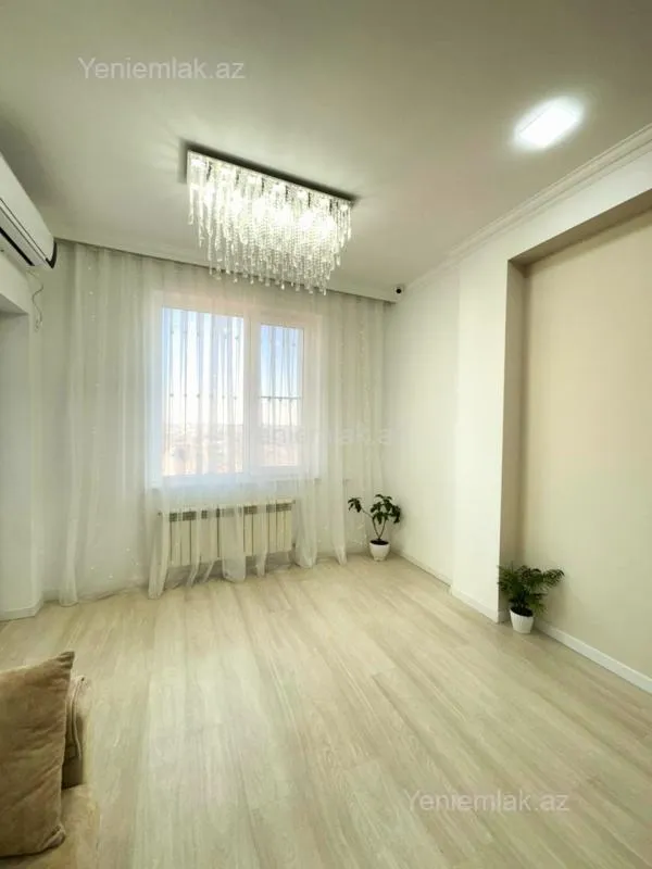 Satılır 3 otaqlı yeni tikili 140 m²
