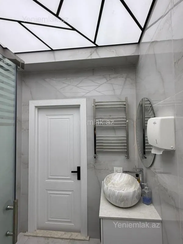 Satılır 2 otaqlı yeni tikili 70 m²