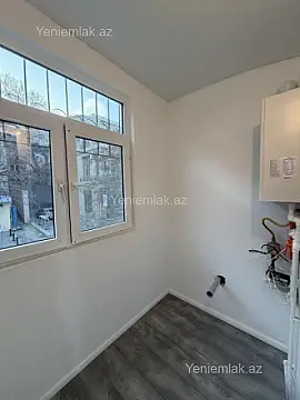Satılır 2 otaqlı köhnə tikili 40 m²