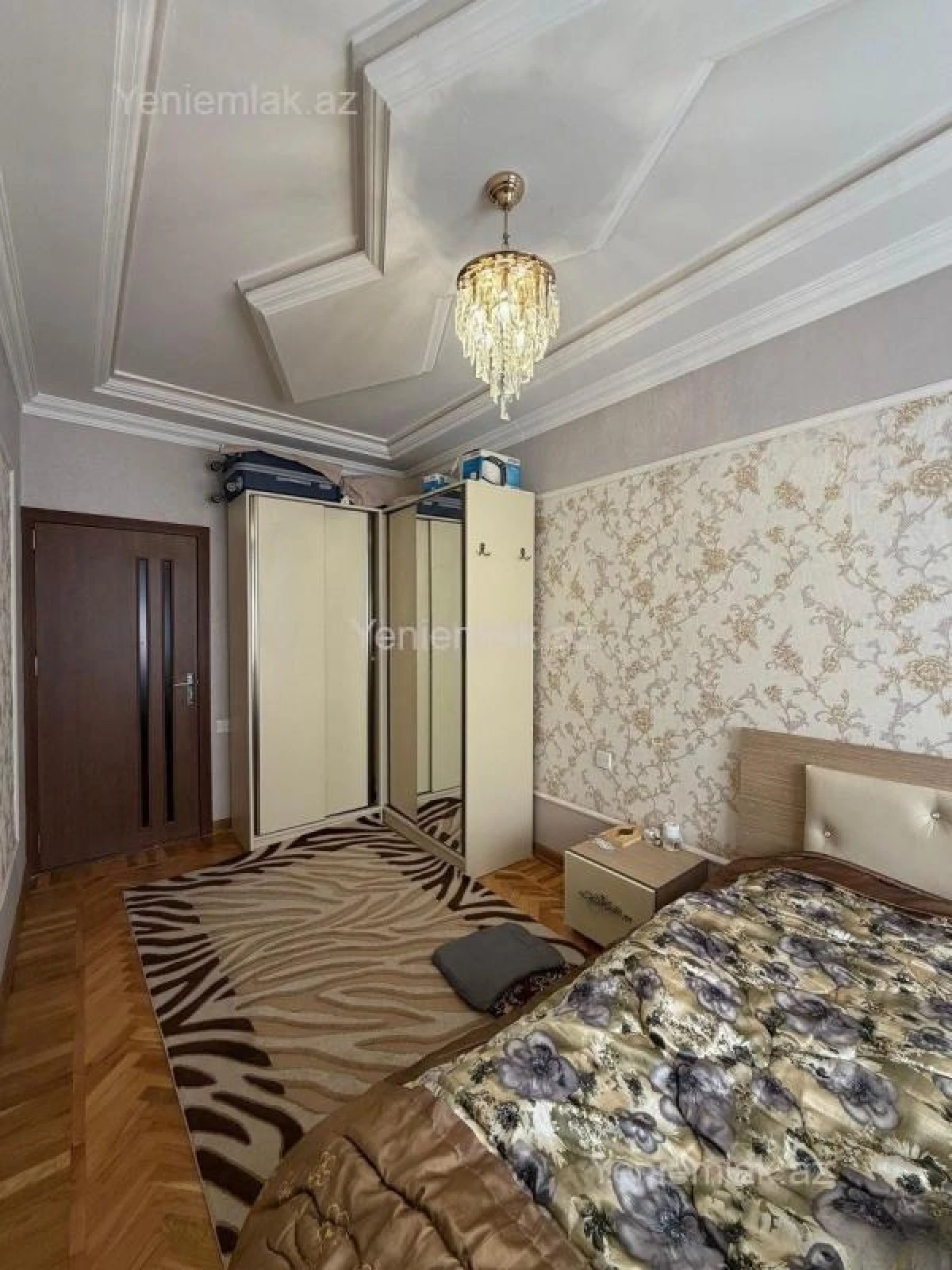 Satılır 2 otaqlı köhnə tikili 58 m²