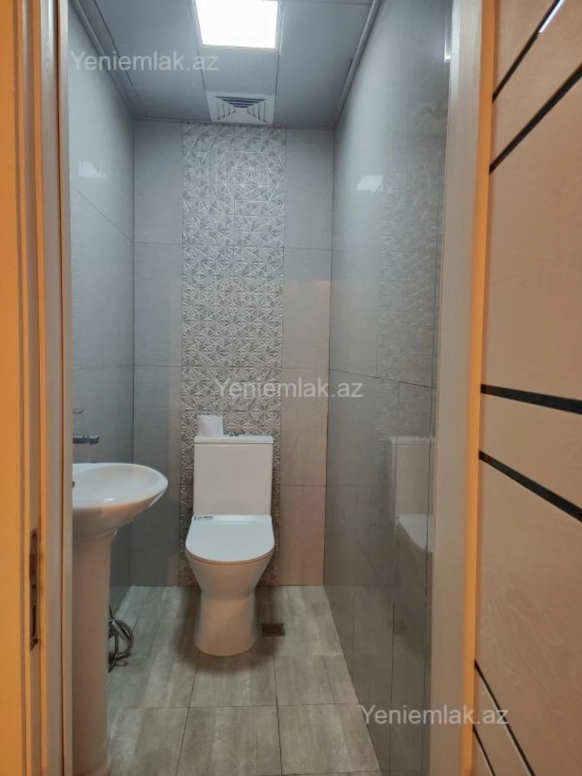 Satılır 3 otaqlı yeni tikili 74 m²