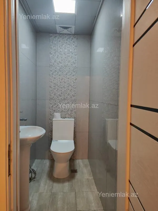 Satılır 3 otaqlı yeni tikili 74 m²