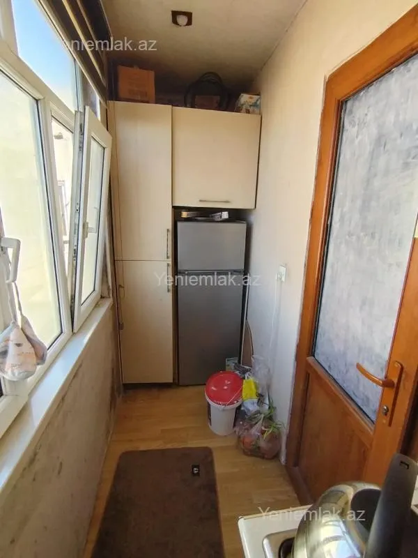 Satılır 2 otaqlı köhnə tikili 40 m²