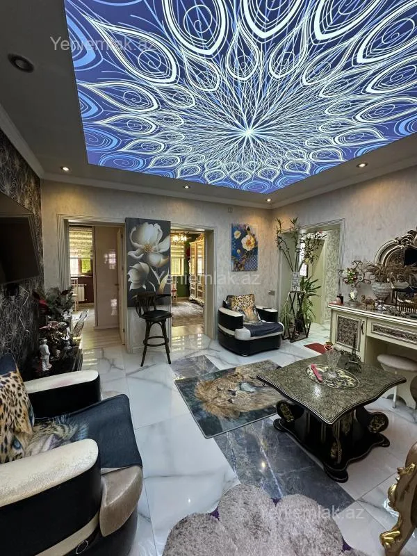 Satılır 7 otaqlı həyət evi 330 m²