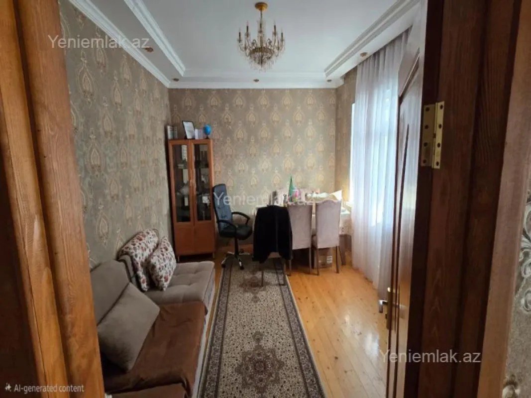 Satılır 10 otaqlı həyət evi 250 m²