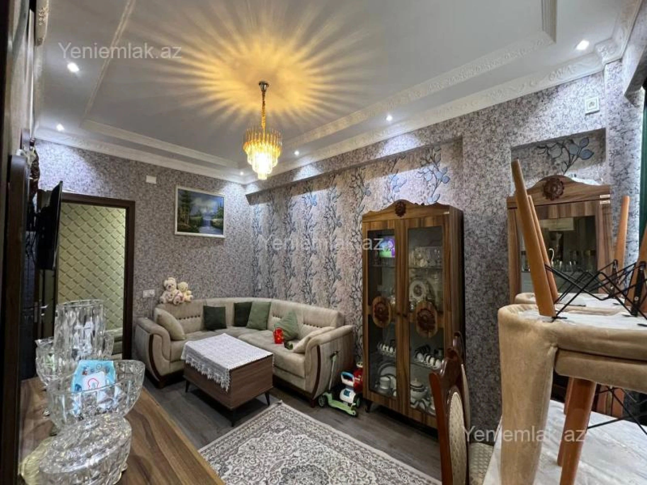 Satılır 2 otaqlı yeni tikili 60 m²