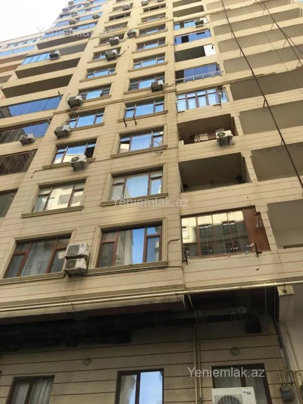 Satılır 2 otaqlı yeni tikili 100 m²