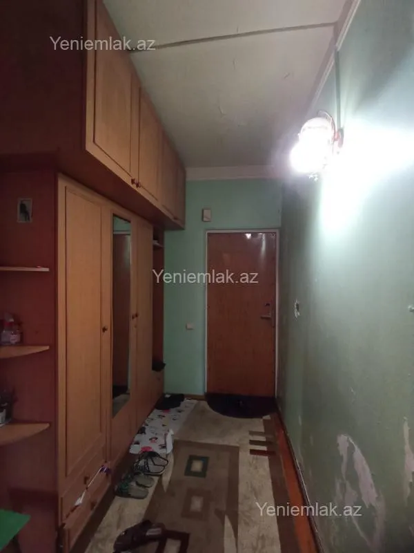 Satılır 3 otaqlı köhnə tikili 80 m²