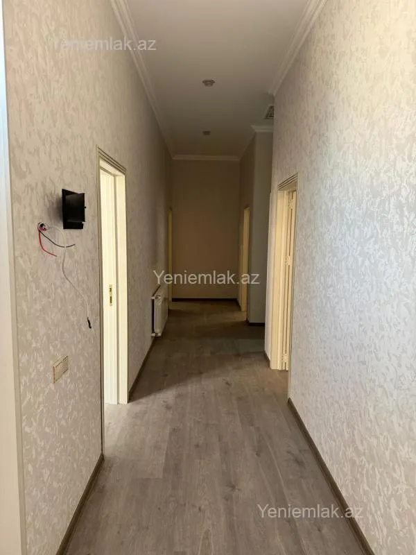 Satılır 4 otaqlı həyət evi 170 m²